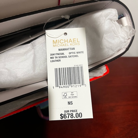 Michael Kors White Manhattan Purse - Picture 7 of 7